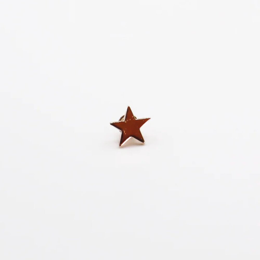 18k Yellow Gold Star Watch Charm - Picture 5 of 5